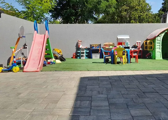 Apartament Bright And Spacious With Grill *** Pula