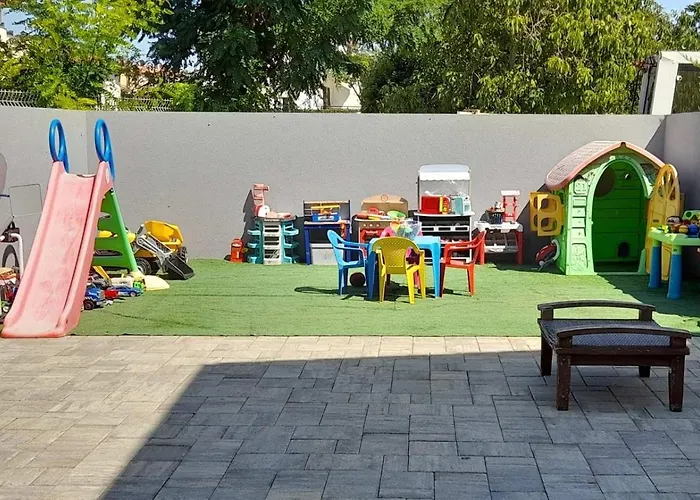 Bright And Spacious With Grill *** Apartment