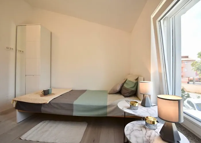 Apartment Bright And Spacious With Grill ***