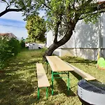 Bright And Spacious With Grill *** Pula